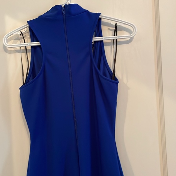 Dress - Picture 4 of 5